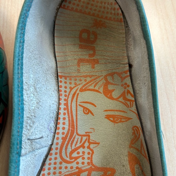 The Art Company size 9.5 (40) used condition funky flats - Picture 7 of 9